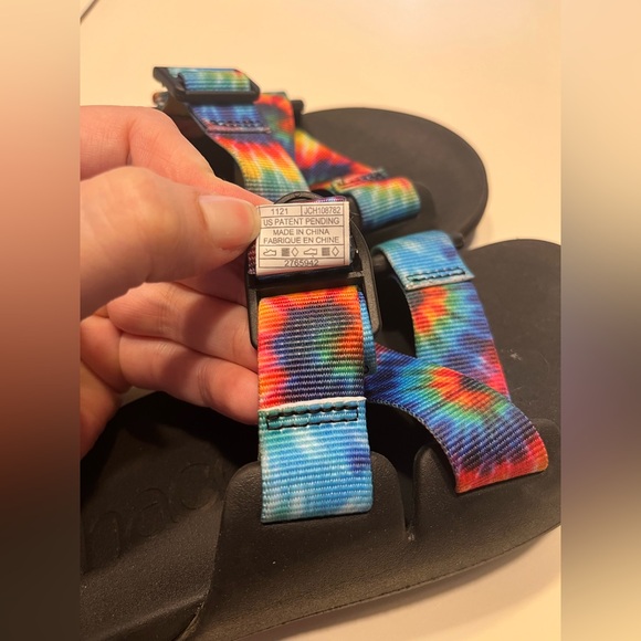 Chaco women’s size 5 slip on sandal black rainbow tie dye straps - Picture 6 of 6